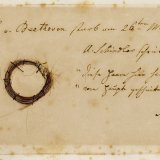 Les scientifiques se sont penchés sur huit mèches de cheveux présentées comme appartenant à Beethoven.